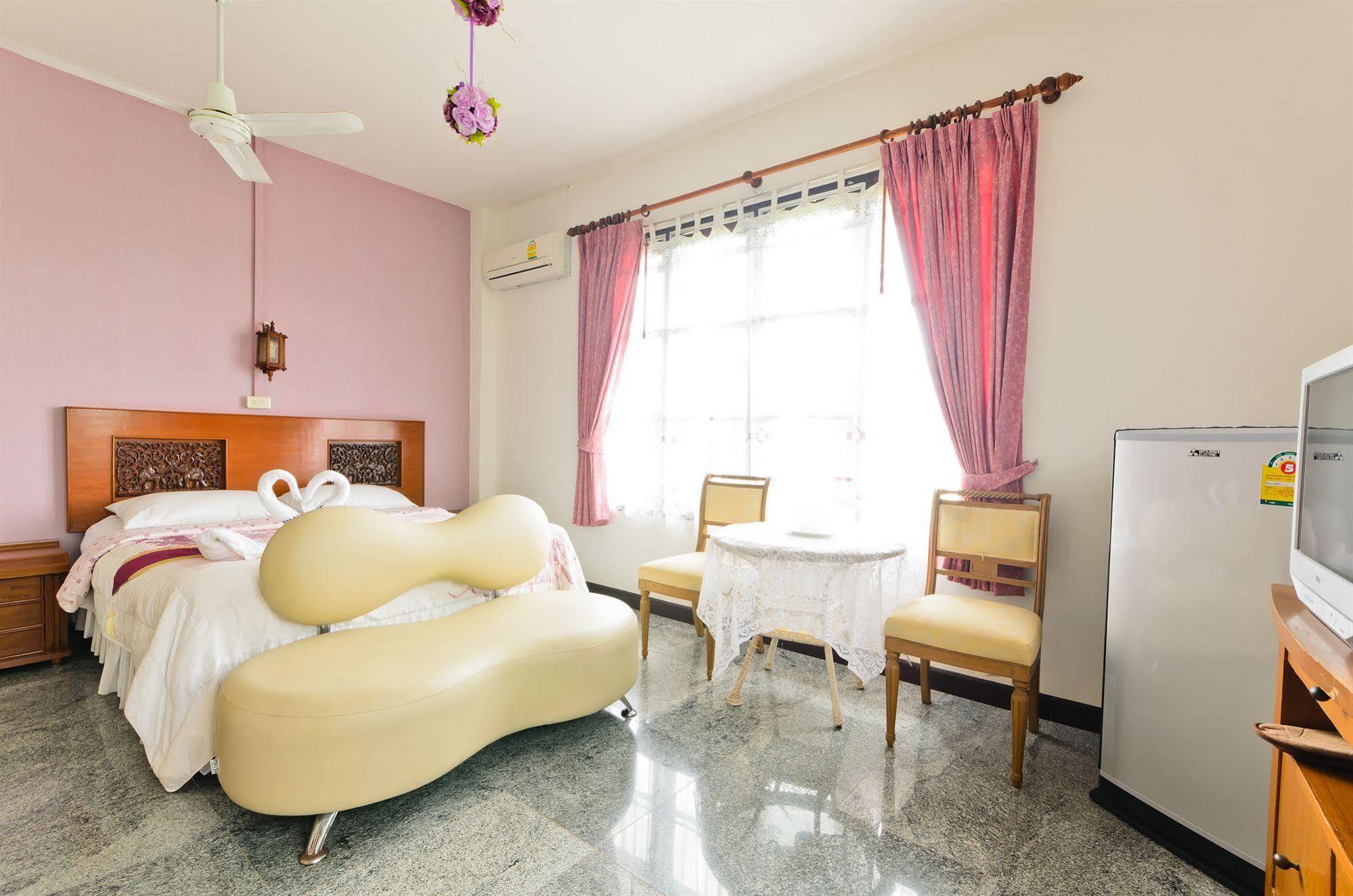 Sananwan Beach B&B Bang Saphan Noi Εξωτερικό φωτογραφία
