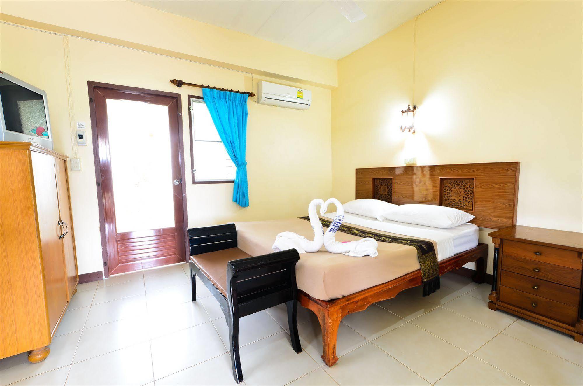 Sananwan Beach B&B Bang Saphan Noi Εξωτερικό φωτογραφία