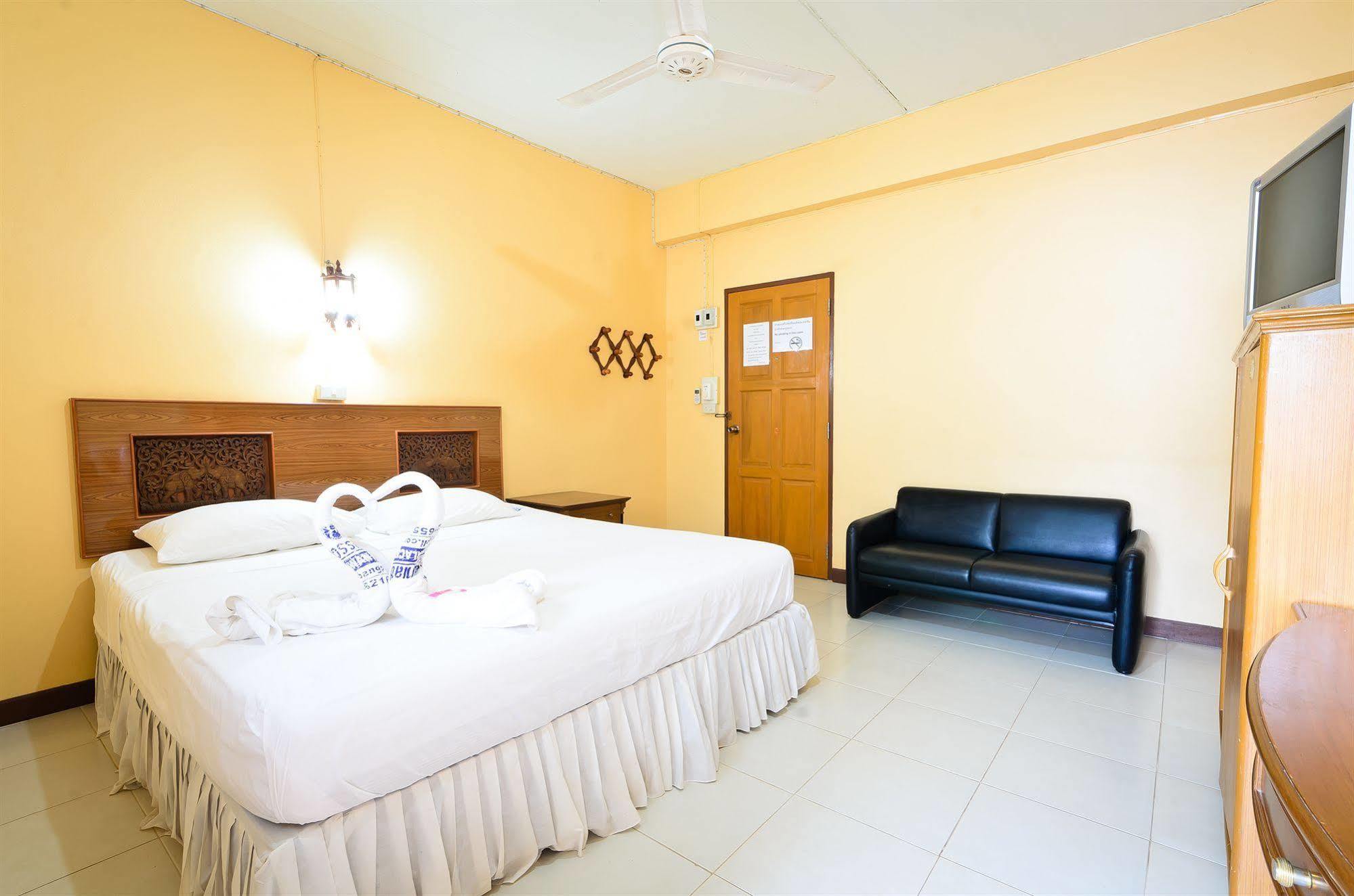 Sananwan Beach B&B Bang Saphan Noi Εξωτερικό φωτογραφία